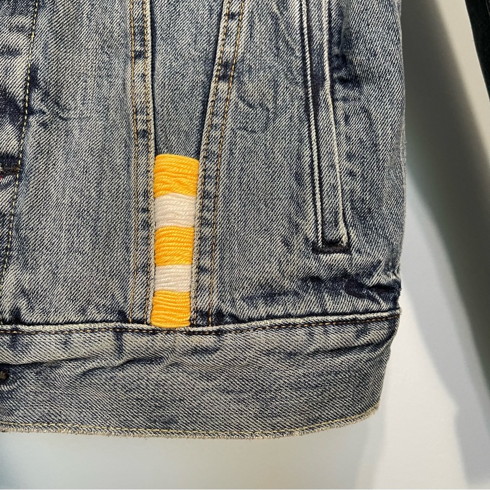 Levi’s. Men’s brand new with tag special edition Hula dancer denim jacket - Picture 4 of 13
